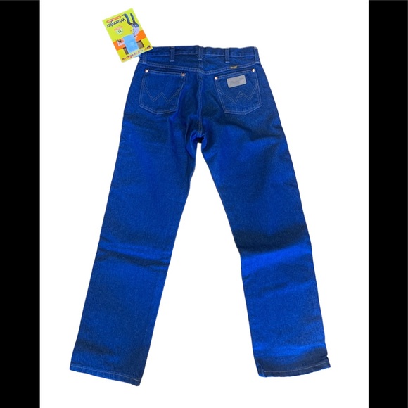 WRANGLER® COWBOY CUT® ORIGINAL FIT JEAN IN PREWASHED INDIGO- 13MWZPW - Picture 5 of 6
